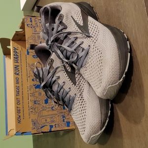 Men's Brooks Running Shoes